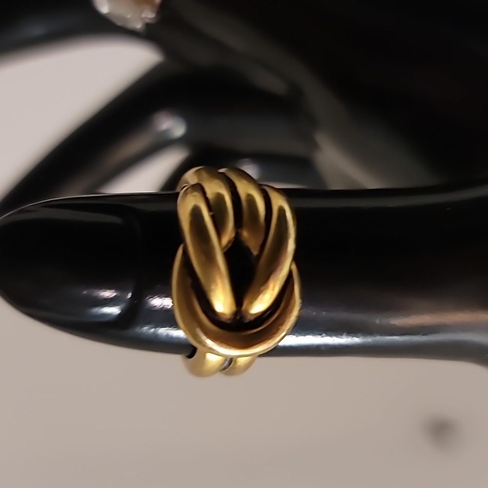 Rings - Picture 2 of 6